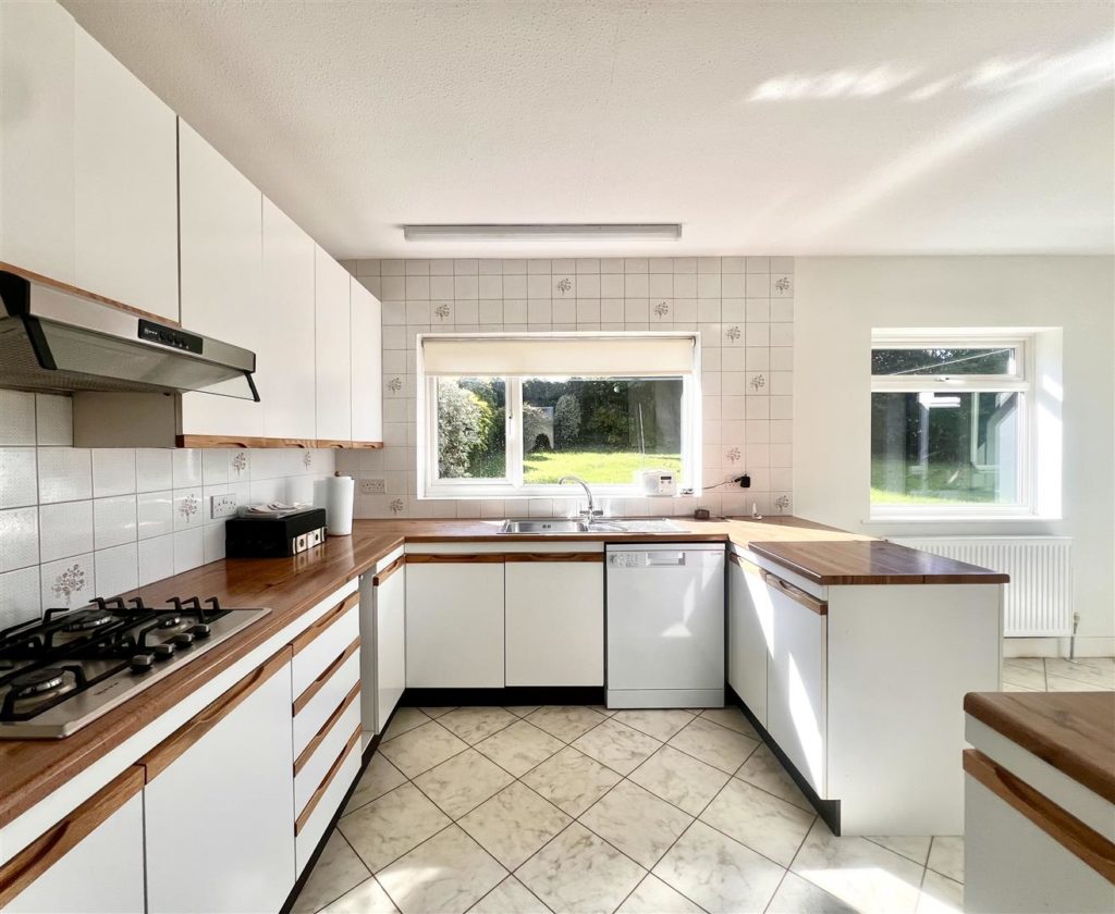 ALLEN ROAD, BOOKHAM, KT23