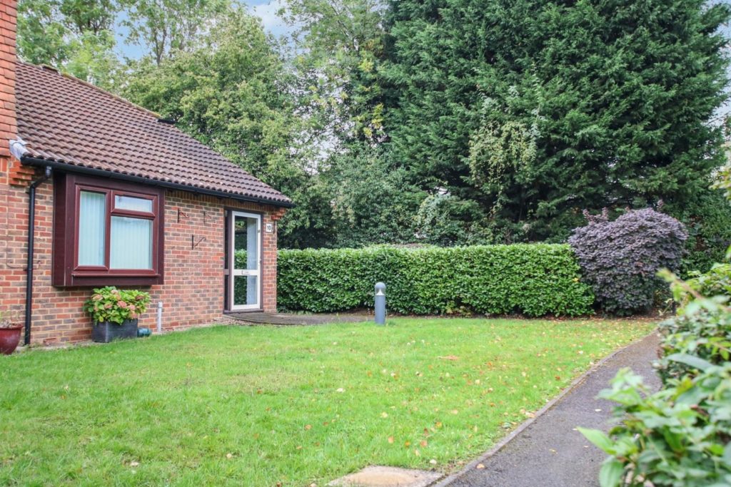 BROADMEAD, ASHTEAD, KT21
