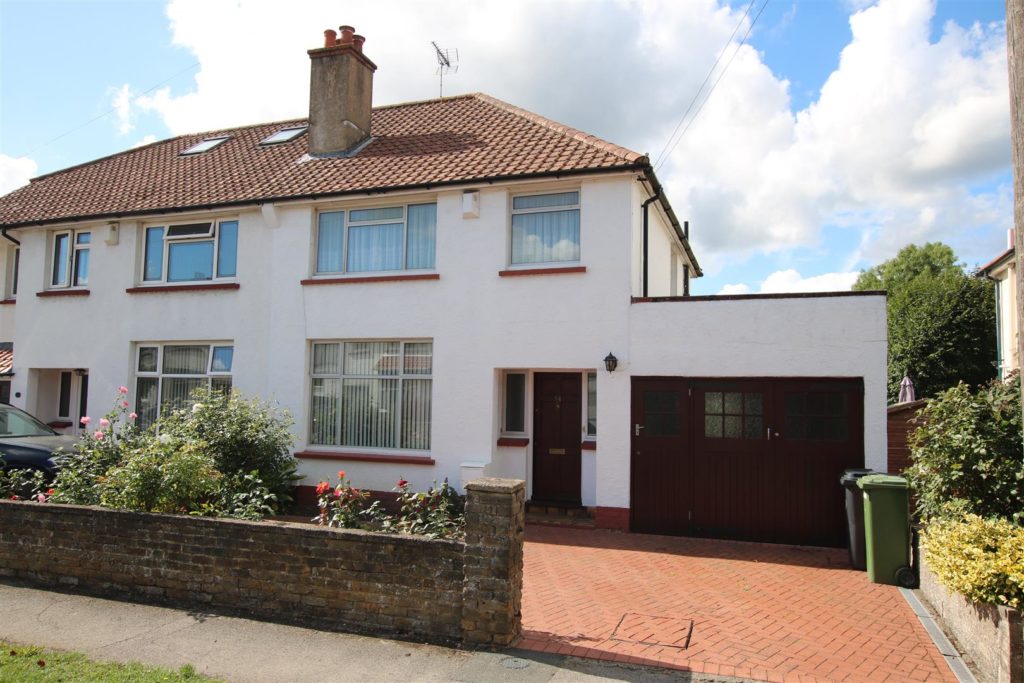 KINGSCROFT ROAD, LEATHERHEAD, KT22