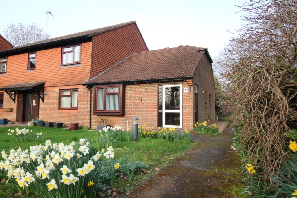 BROADMEAD, ASHTEAD, KT21