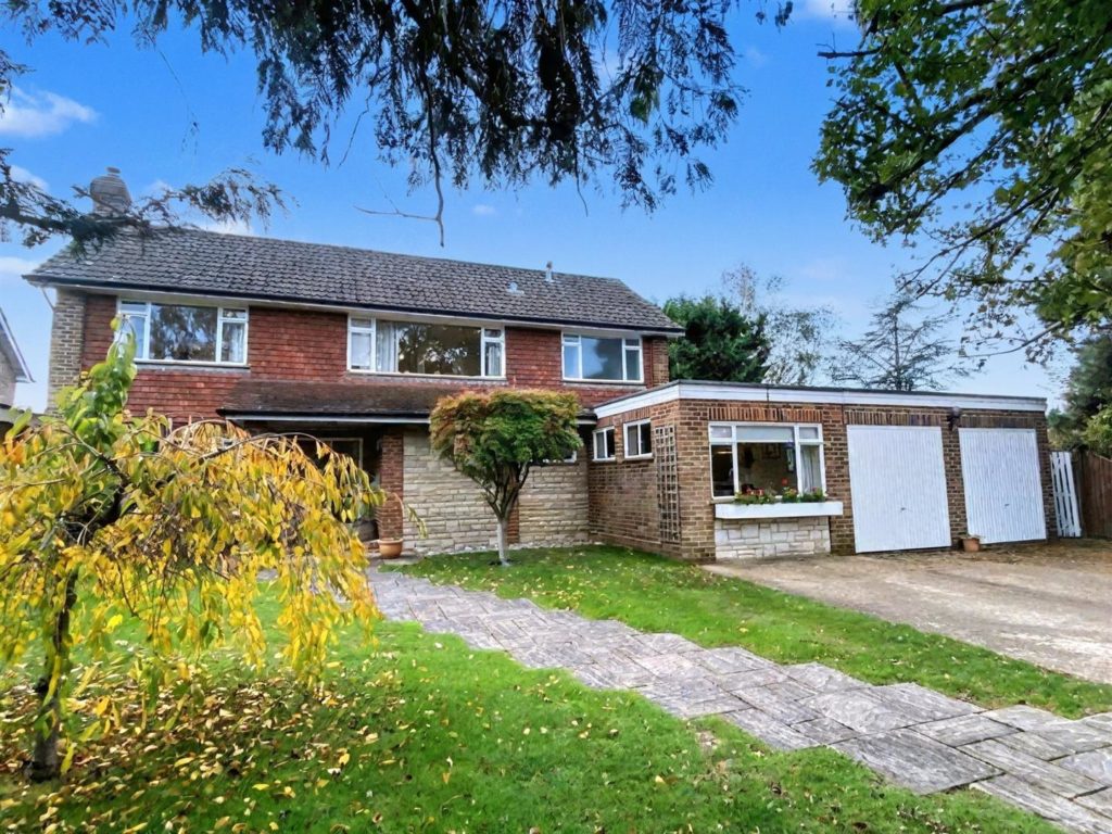 MADDOX LANE, LITTLE BOOKHAM, KT23