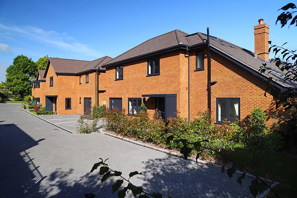 CHARTLAND CLOSE, GREAT BOOKHAM, KT23