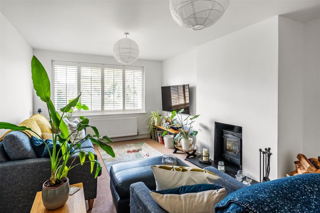 LINKS ROAD, ASHTEAD, KT21