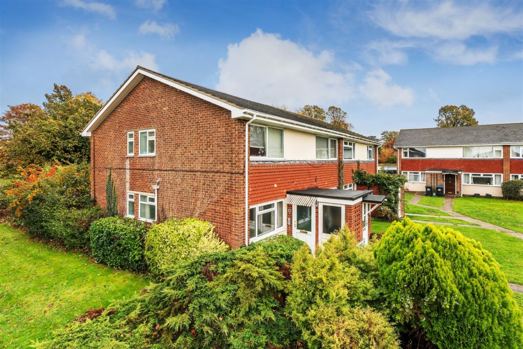 MOAT COURT, ASHTEAD, KT21