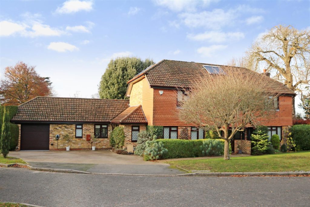 THE BERKELEYS, FETCHAM, KT22