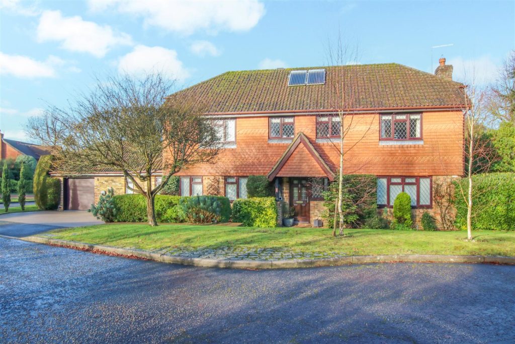 THE BERKELEYS, FETCHAM, KT22