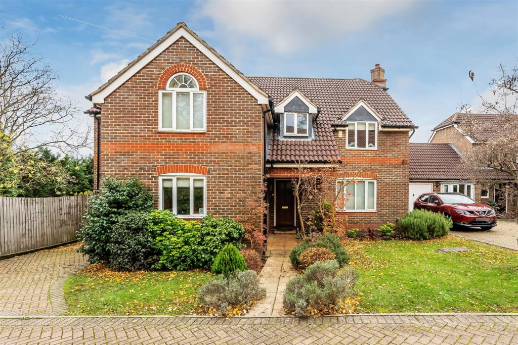 ST. MARGARET DRIVE, EPSOM, KT18