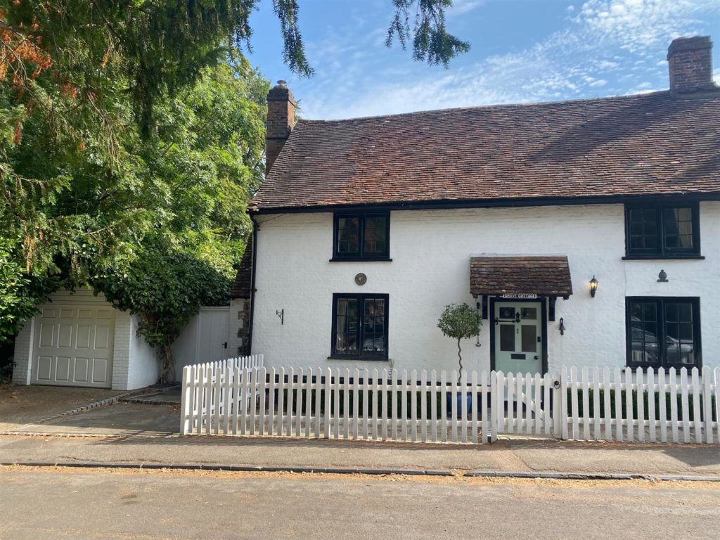 LEATHERHEAD ROAD, GREAT BOOKHAM, KT23