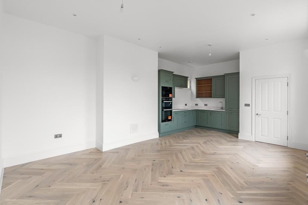 HIGH STREET, DORKING, RH4