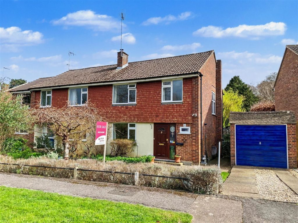 GRIFFIN WAY, BOOKHAM, KT23