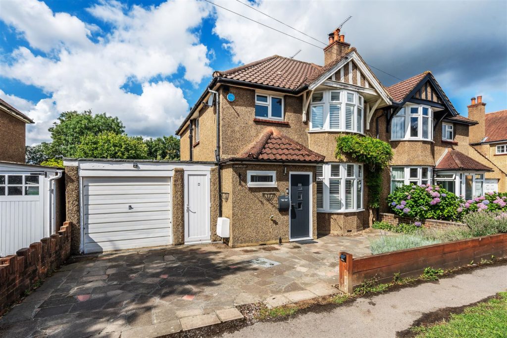 KINGSCROFT ROAD, LEATHERHEAD, KT22