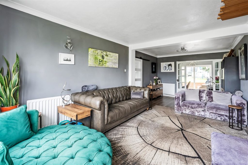 HILLEY FIELD LANE, FETCHAM, KT22