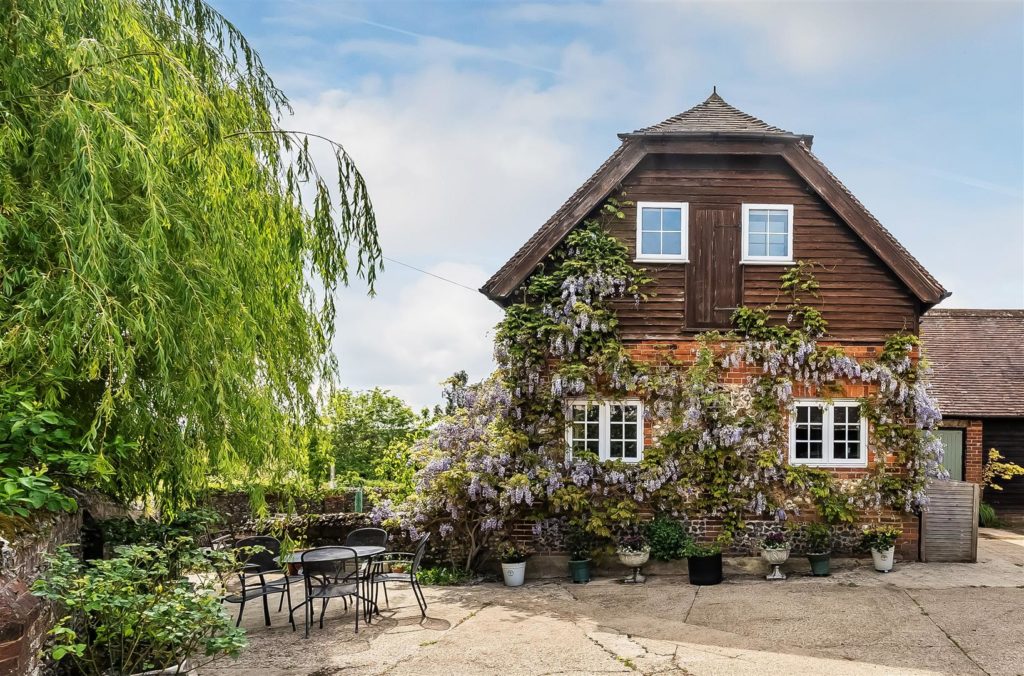 STONEYCROFT FARM, BETCHWORTH, RH3