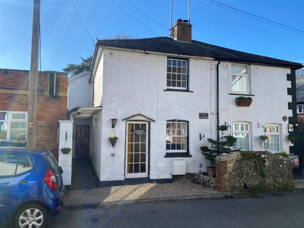 EASTWICK ROAD, GREAT BOOKHAM, KT23