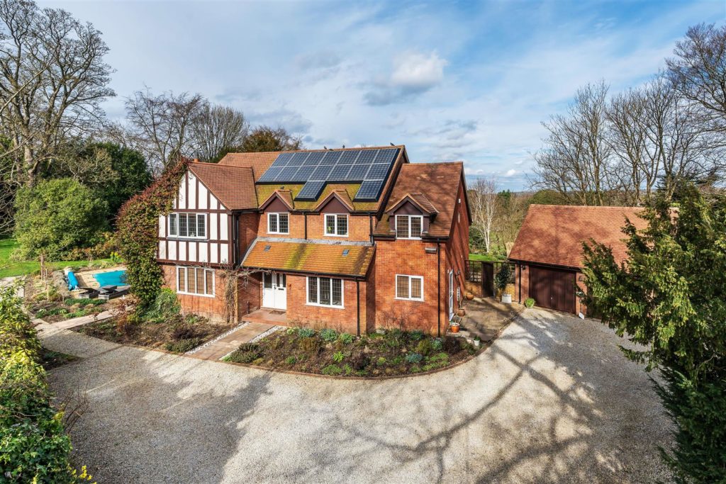 HURST CLOSE, HEADLEY, KT18