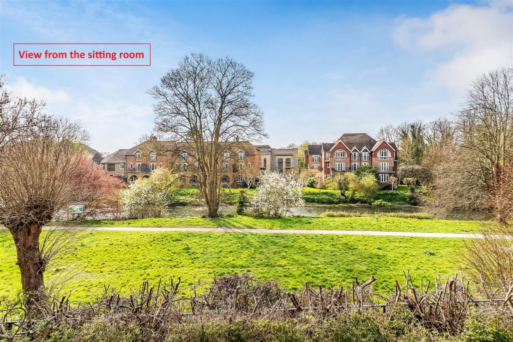HOLLY COURT (RIVER VIEWS), LEATHERHEAD, KT22