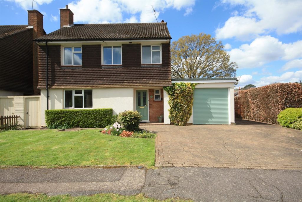 BARN MEADOW LANE, GREAT BOOKHAM, KT23