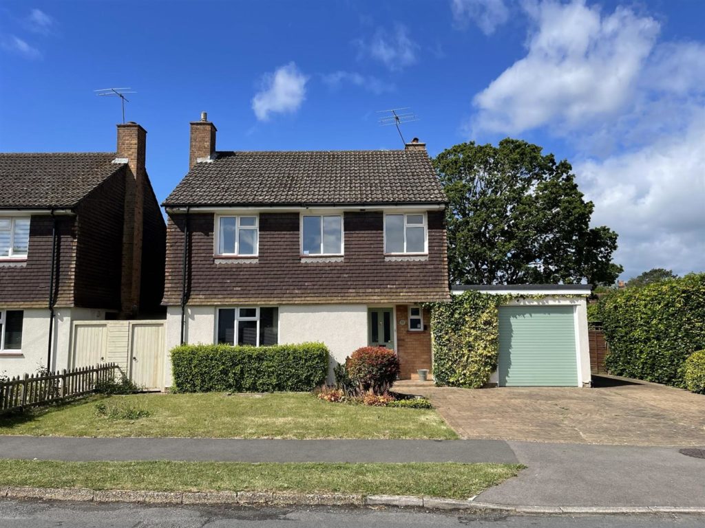 BARN MEADOW LANE, GREAT BOOKHAM, KT23