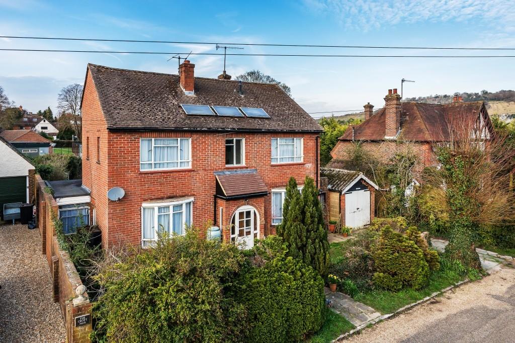 CROFT AVENUE, DORKING RH4