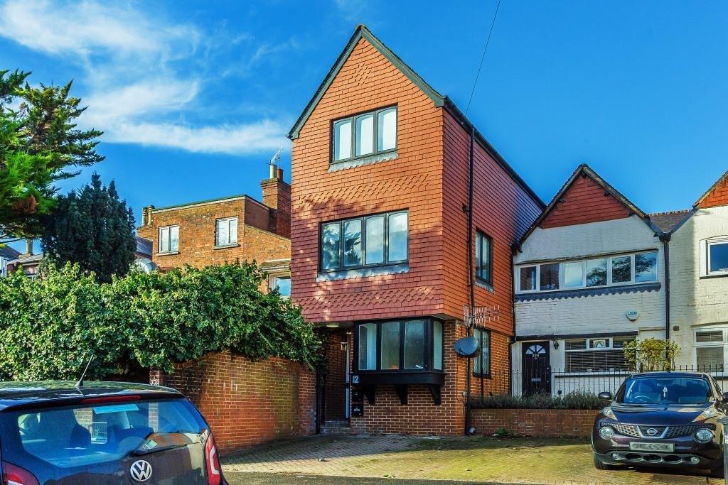 PAPER MEWS, DORKING, RH4