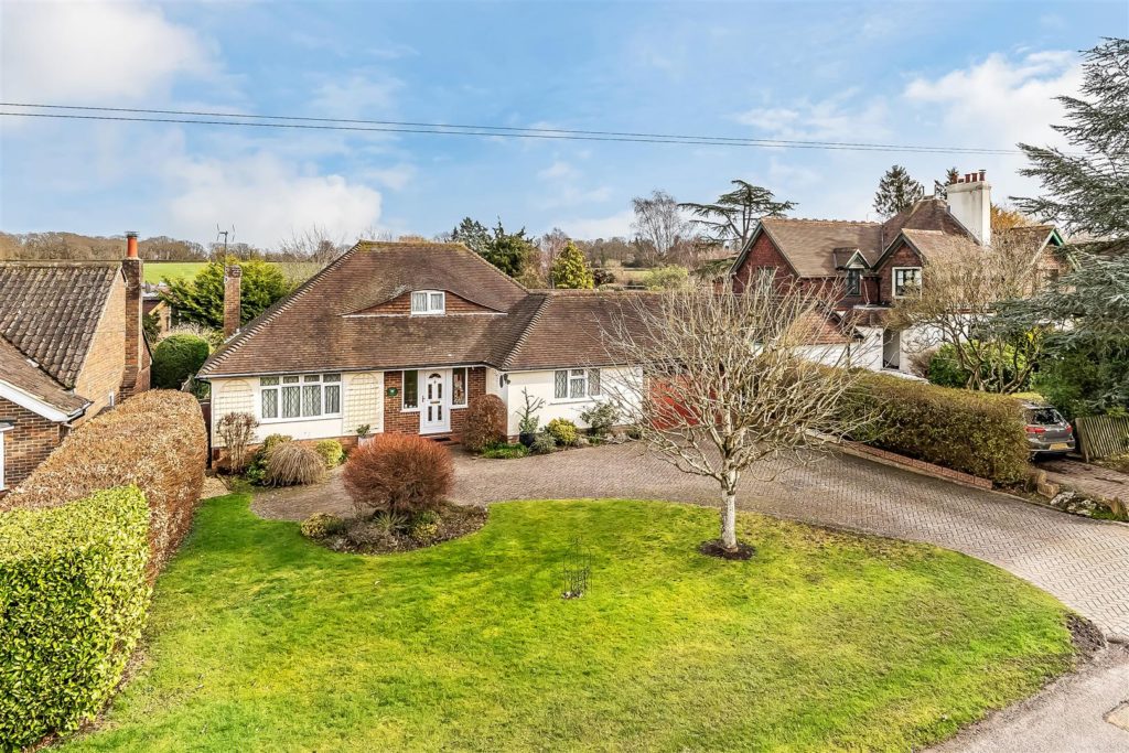 FARM LANE, ASHTEAD, KT21