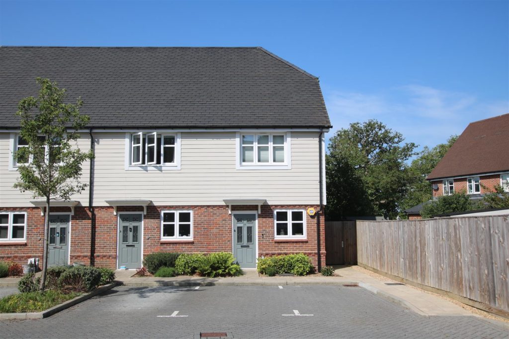 CONSORT DRIVE, LEATHERHEAD, KT22