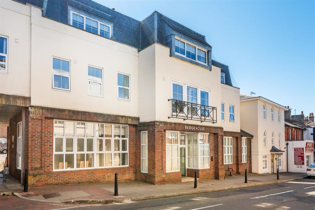 BRIDGE STREET, LEATHERHEAD, KT22