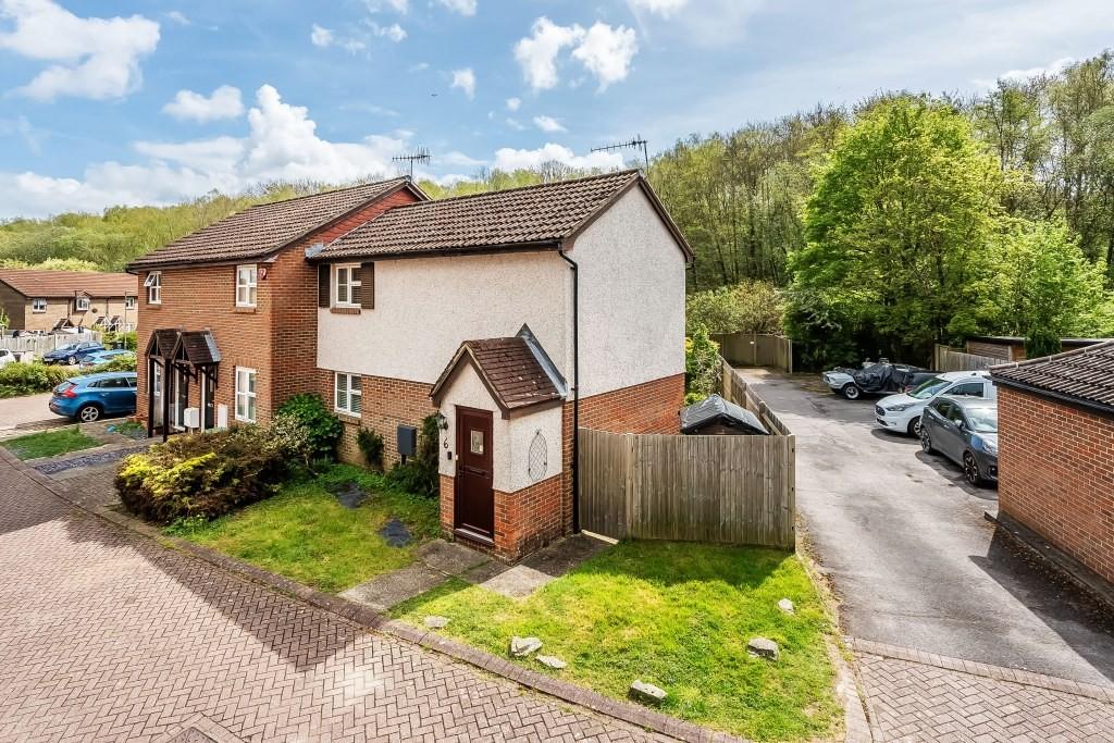 NORTH HOLMWOOD, RH5 4TB