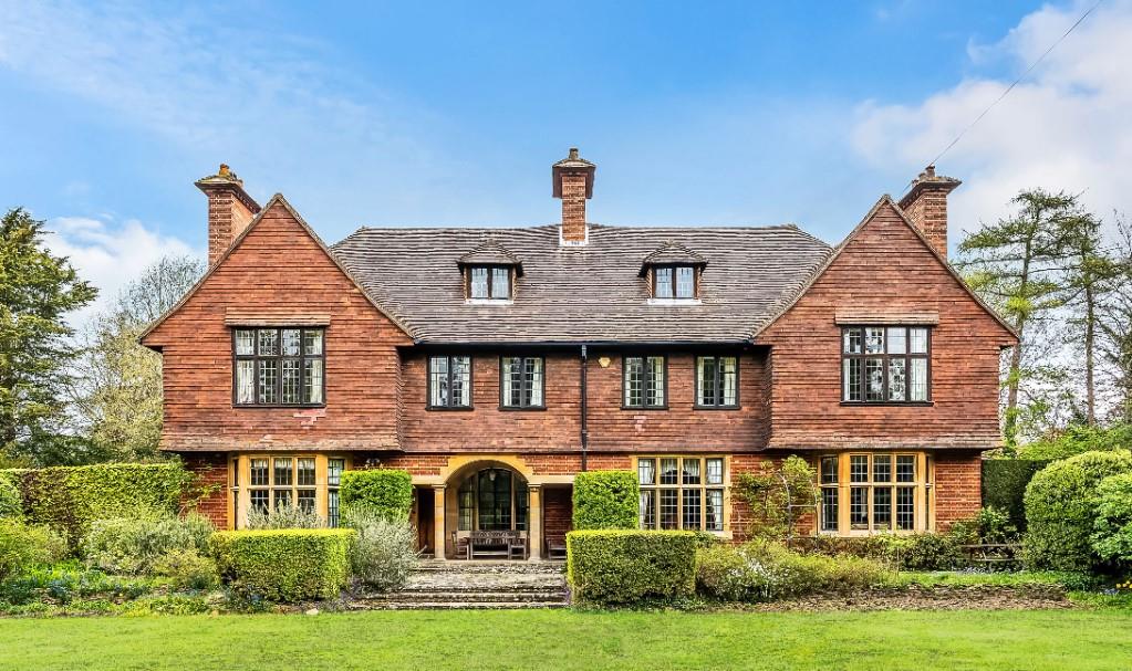 THE WARREN, ASHTEAD, KT21
