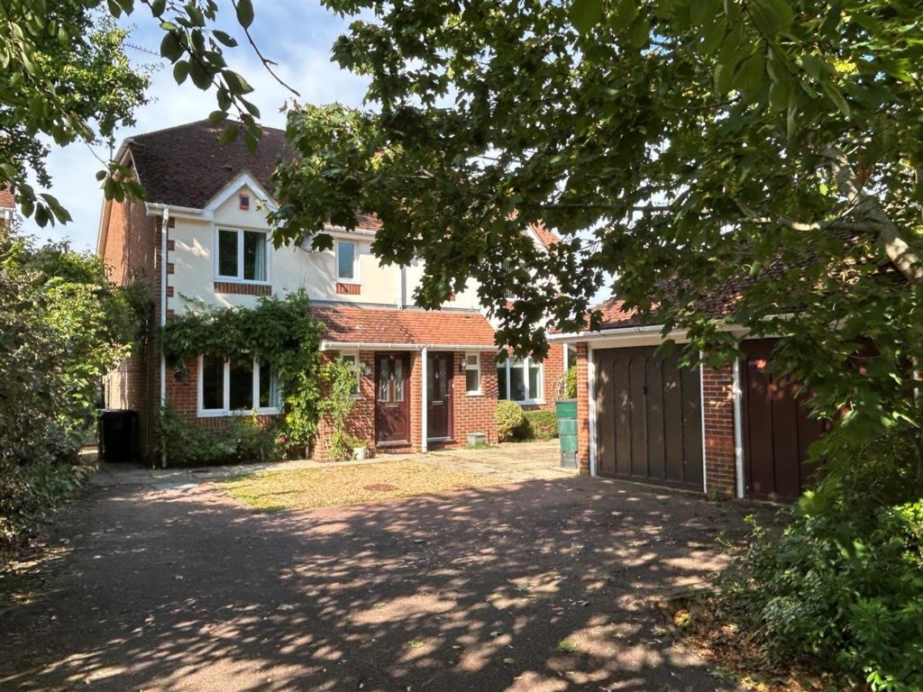 ELMER COTTAGES, FETCHAM, KT22