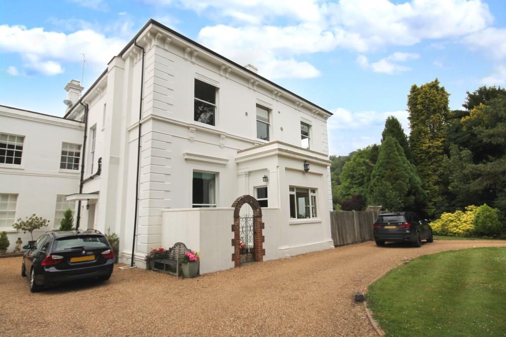 PIXHAM LANE, DORKING, RH4