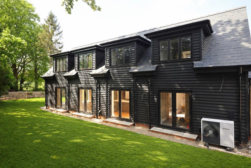 PADDOCK GROVE, EFFINGHAM, KT24