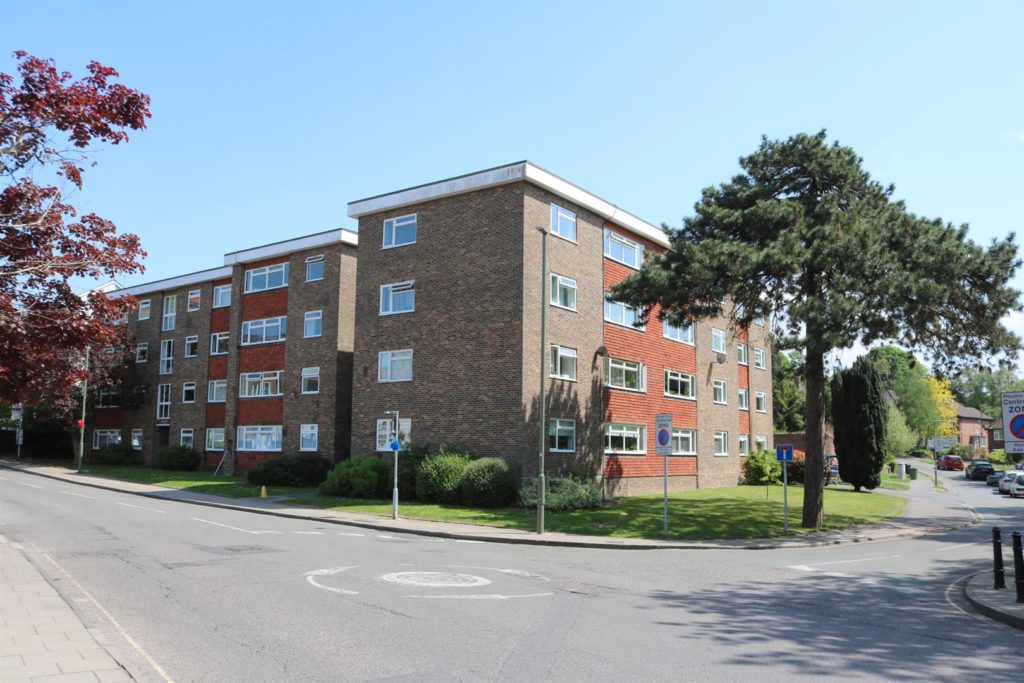 BRIDGE COURT, LEATHERHEAD, KT22