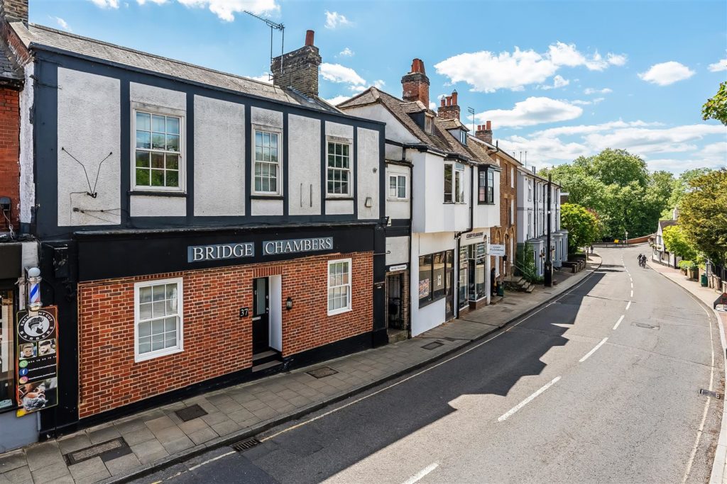 BRIDGE STREET, LEATHERHEAD, KT22