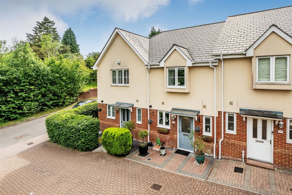 TEALBY CLOSE, TADWORTH, KT20
