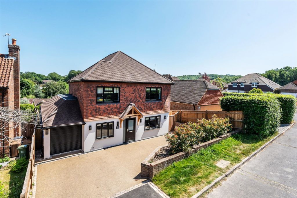 LONGMEAD, GUILDFORD