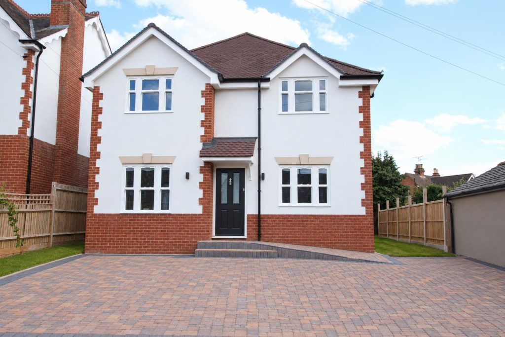 POPLAR ROAD, LEATHERHEAD, KT22