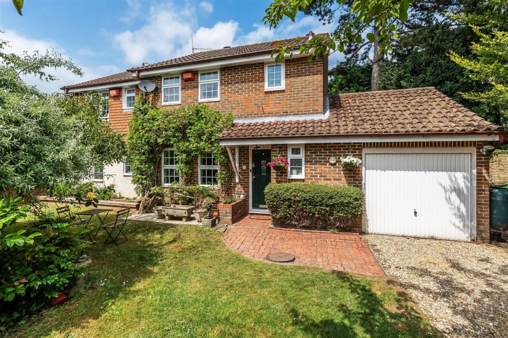 WISHFORD COURT, ASHTEAD KT21