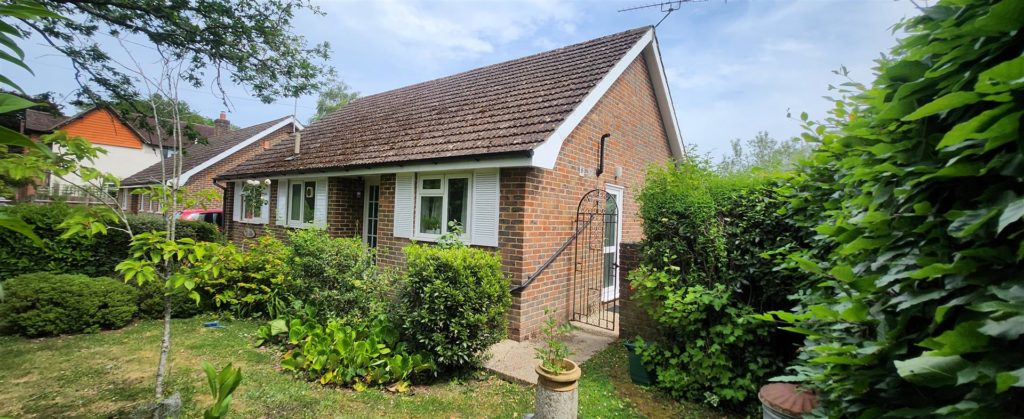 BROAD LANE, NEWDIGATE, RH5