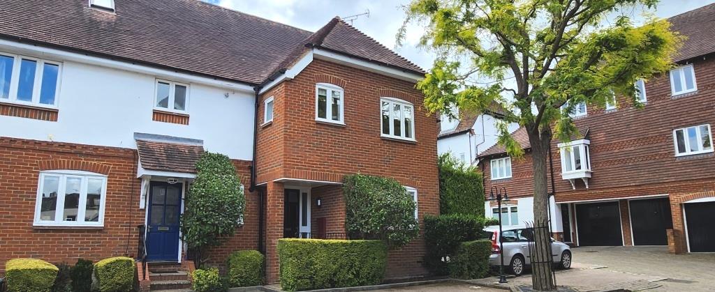 ST. MARTINS MEWS, DORKING, RH4