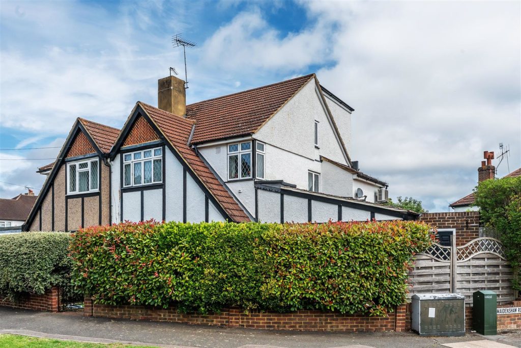 HAZON WAY, EPSOM, KT19