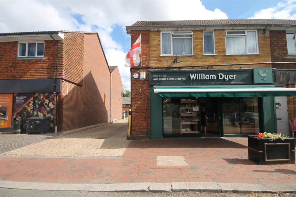 COBHAM ROAD, FETCHAM, KT22