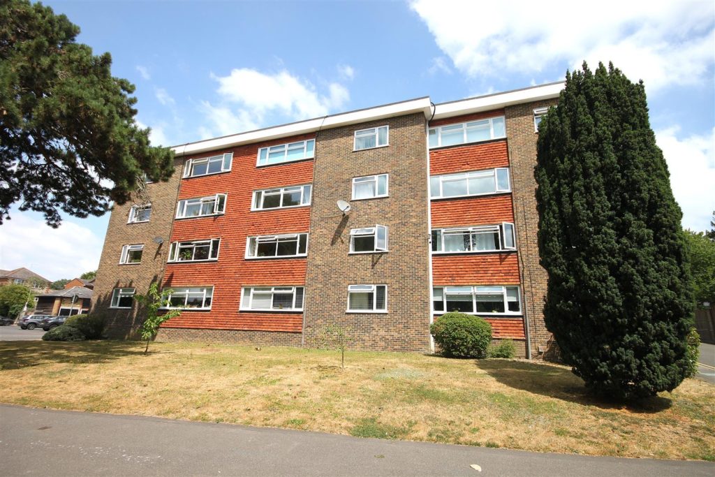 BRIDGE COURT, LEATHERHEAD, KT22