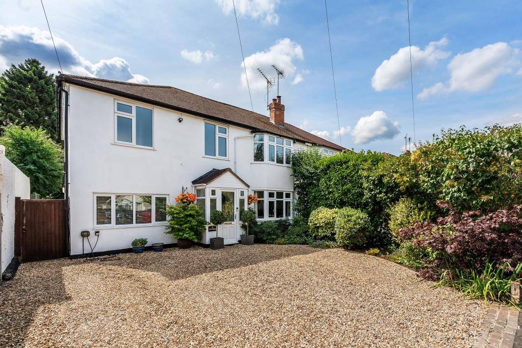 SOLE FARM ROAD, BOOKHAM, KT23