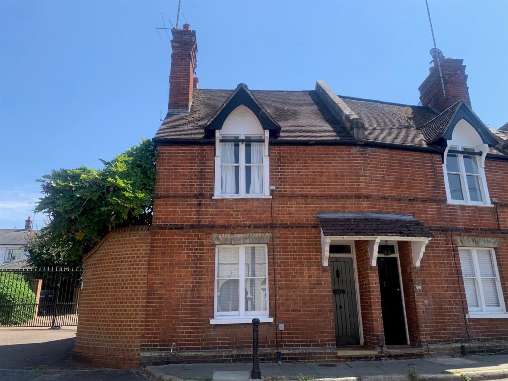 CHURCH STREET, DORKING, RH4