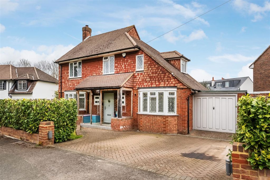 GLEBE ROAD, ASHTEAD, KT21