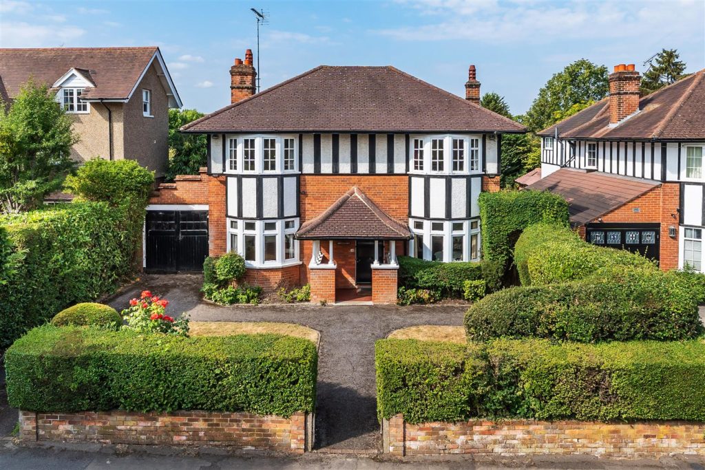 OAKFIELD ROAD, ASHTEAD, KT21