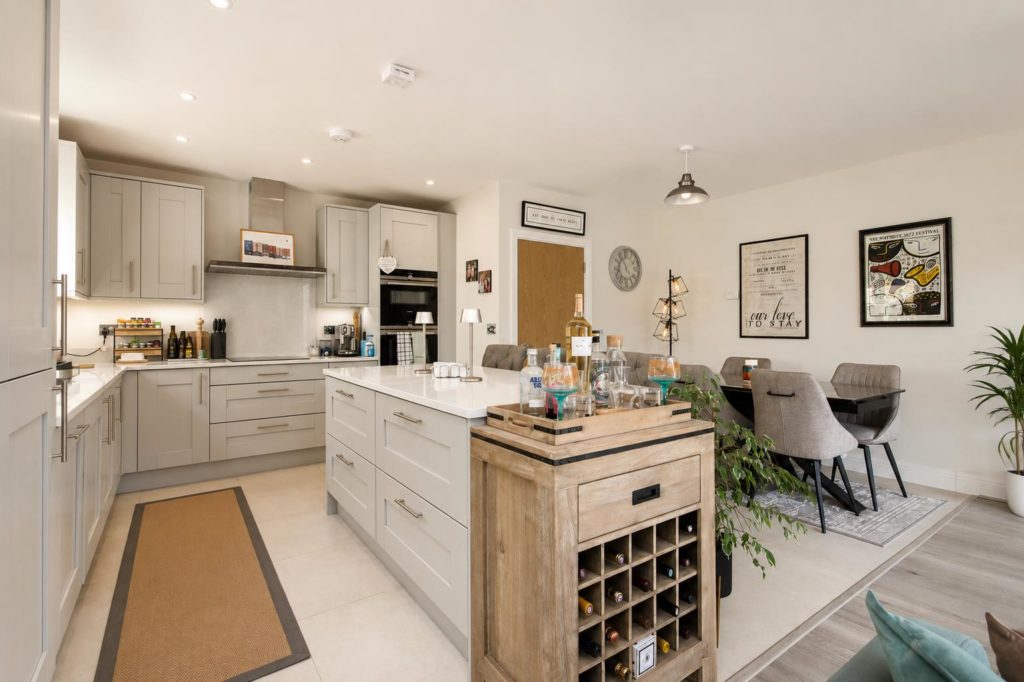 OAKS LANE, GREAT BOOKHAM, KT23