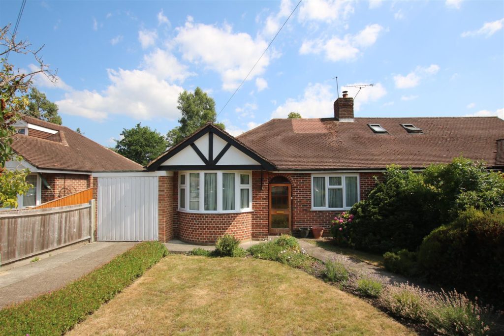 CANNON GROVE, FETCHAM, KT22