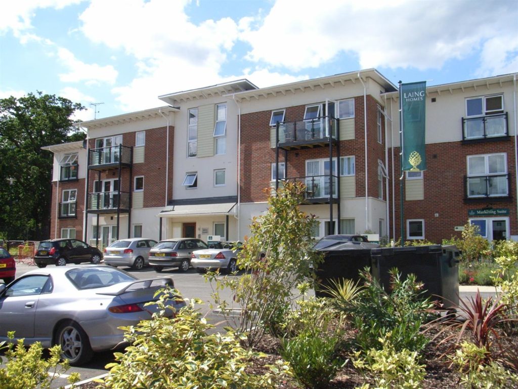PARK VIEW ROAD, LEATHERHEAD KT22